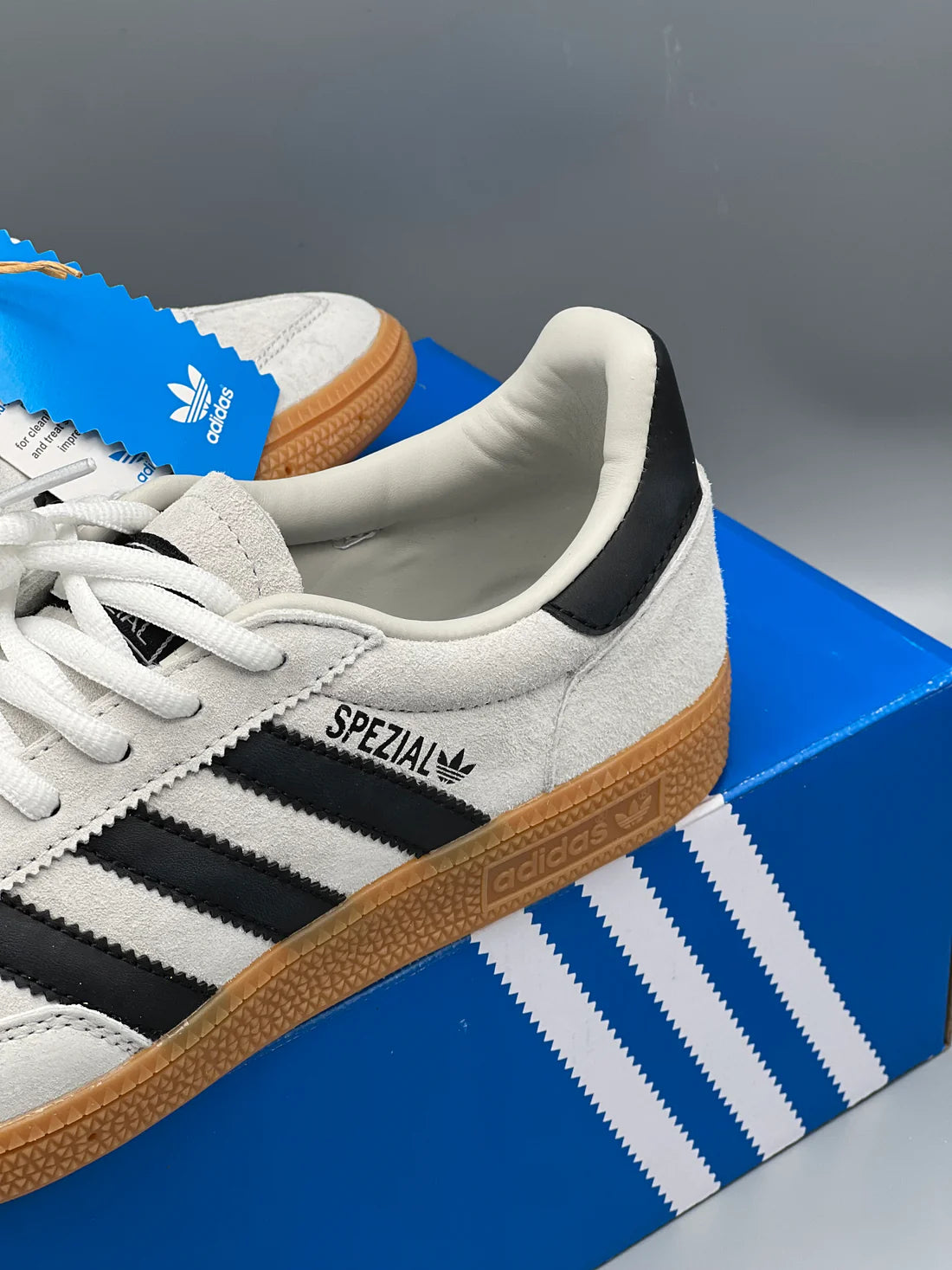 Adidas Spezial