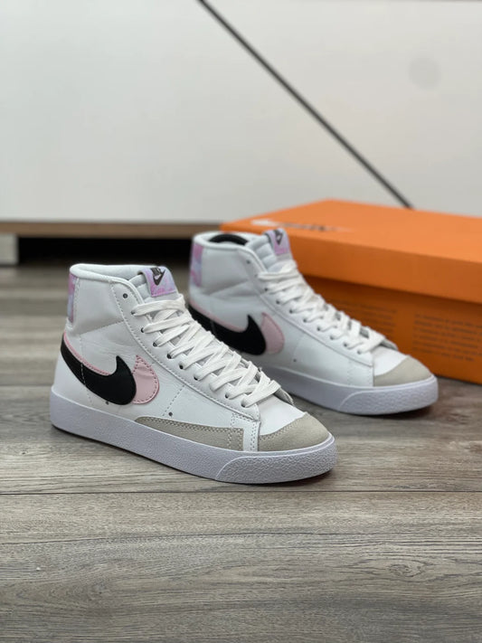 Nike Blazer Mid 77