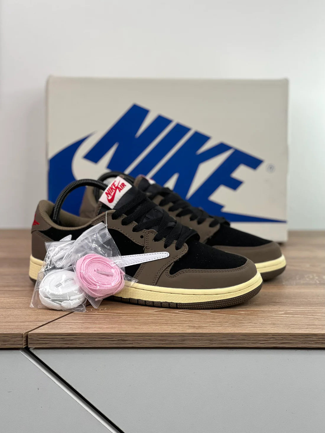 Travis Scott x Air Jordan 1 Low